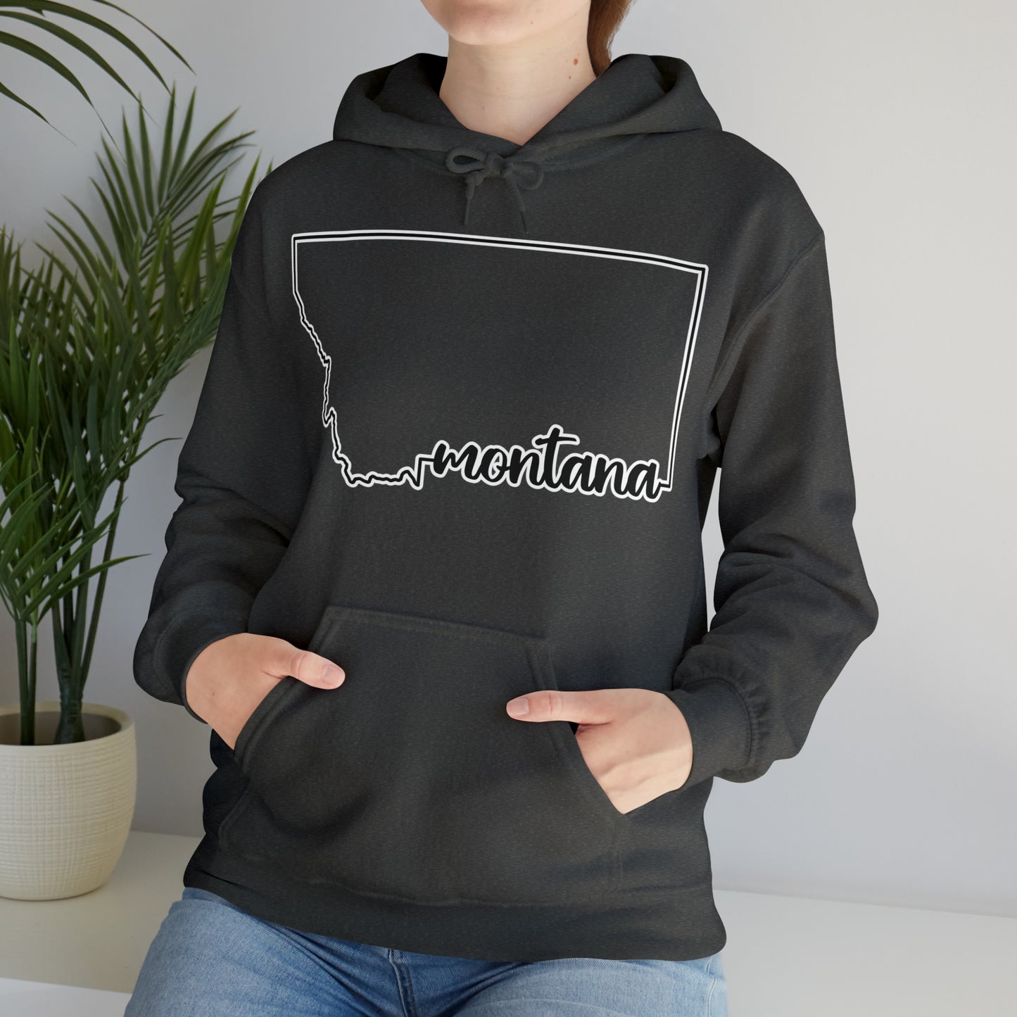 State Outline - Montana: Unisex Heavy Blend™ Hooded Sweatshirt